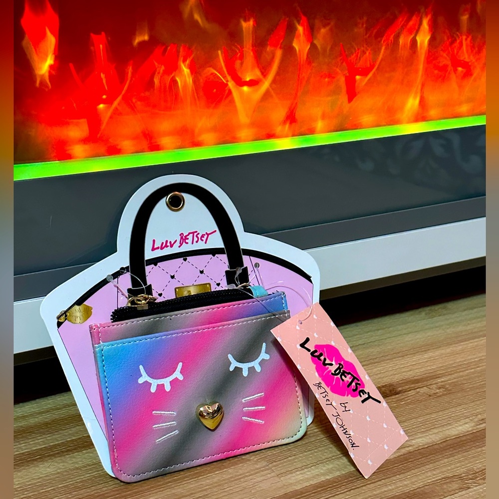 NEW Betsey Johnson cat rainbow spray paint vegan leather cardholder gold chain